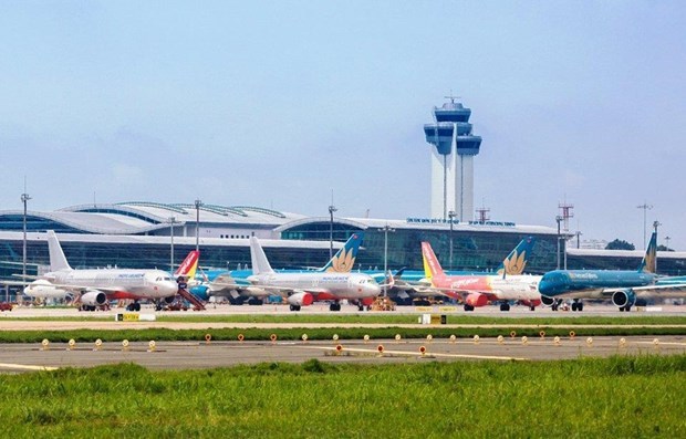 Vietnam reabrira vuelos internacionales sin limites a partir de manana hinh anh 1