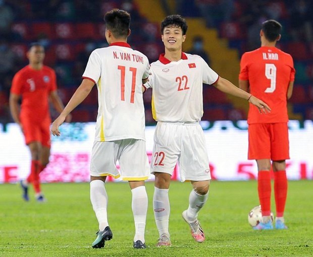 Vietnam gana 7-0 ante Singapur en Campeonato regional de futbol hinh anh 1