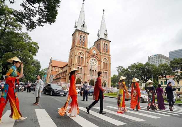 Vietnam avanza en aplicacion de herramientas digitales en industria turistica hinh anh 2