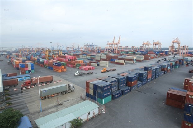 Vietnam registra deficit comercial en la primera mitad de febrero hinh anh 1