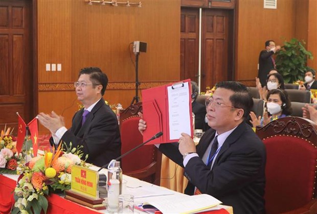Fortalecen cooperacion entre provincias vietnamitas y region autonoma china Zhuang de Guangxi hinh anh 2