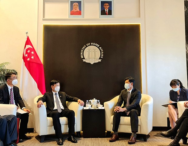 Aumenta la confianza politica entre Vietnam y Singapur hinh anh 1