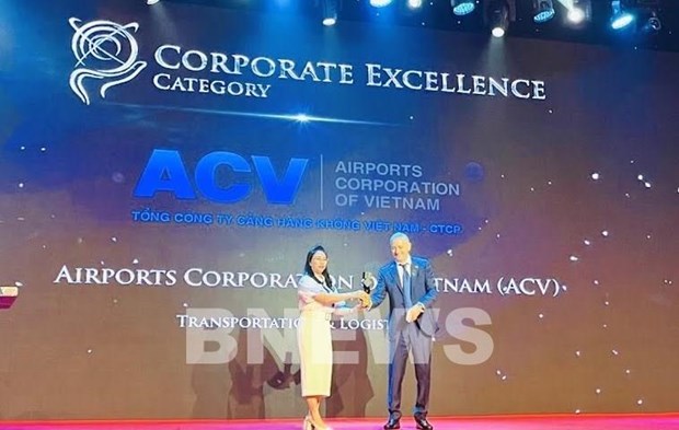 Corporacion de Aeropuertos de Vietnam honrada como una de las mejores de Asia-Pacifico hinh anh 1