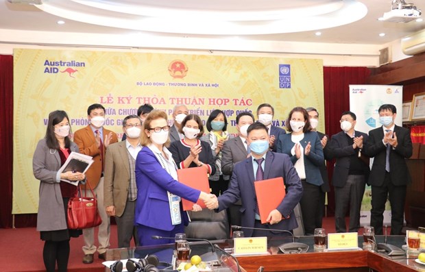 Vietnam y PNUD firman acuerdo de cooperacion en reduccion de pobreza hinh anh 1