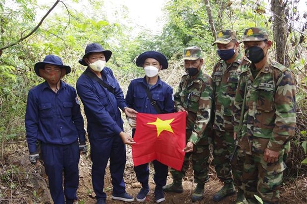 Provincia vietnamita se esmera en repatriar restos de soldados voluntarios caidos en Camboya hinh anh 2