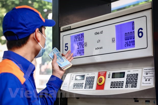 Vietnam importara 2,4 millones de metros cubicos de gasolina y petroleo adicionales hinh anh 1