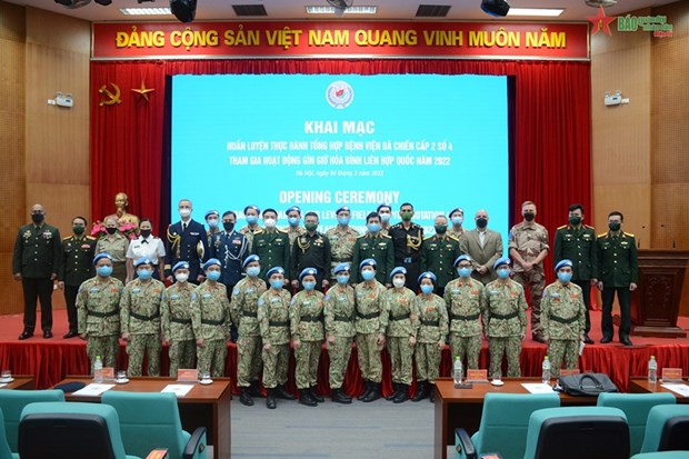 Inauguran curso de capacitacion al despliegue del cuarto hospital de campana de Vietnam hinh anh 2
