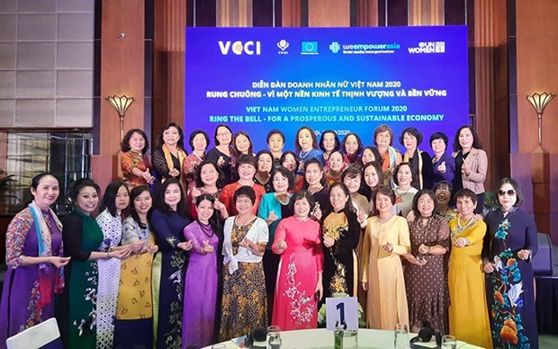 Destacan contribuciones de la mujer al desarrollo socioeconomico de Vietnam hinh anh 1
