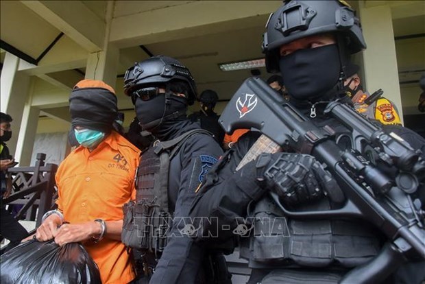 Arrestan a 11 sospechosos terroristas en Indonesia hinh anh 1