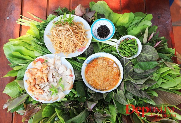 Ensalada de hojas, plato estrella en provincia vietnamita de Kon Tum hinh anh 1