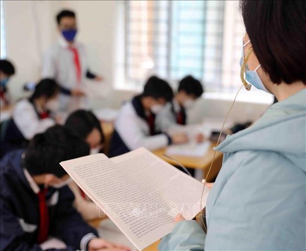 Hanoi propone a escuelas secundarias ser proactivas en ensenanza y aprendizaje directo hinh anh 1
