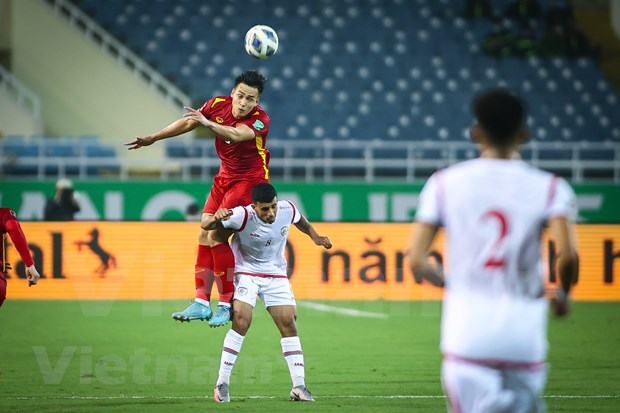 Oman gana a Vietnam en ronda eliminatoria de Copa Mundial hinh anh 1