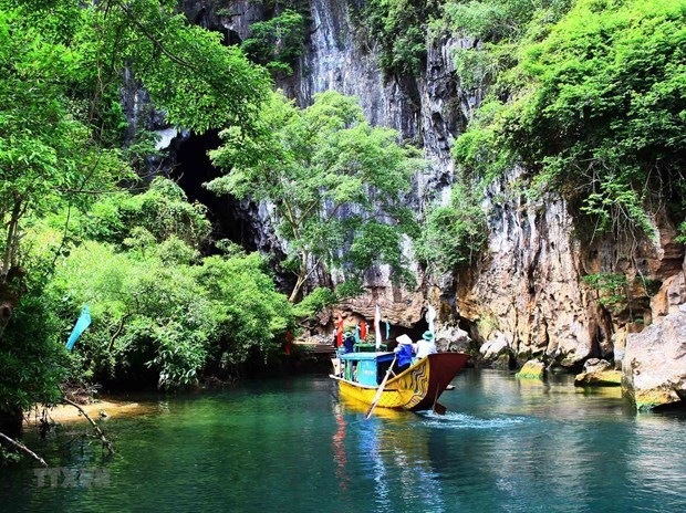 Provincia vietnamita de Quang Binh busca atraer a visitantes foraneos hinh anh 1