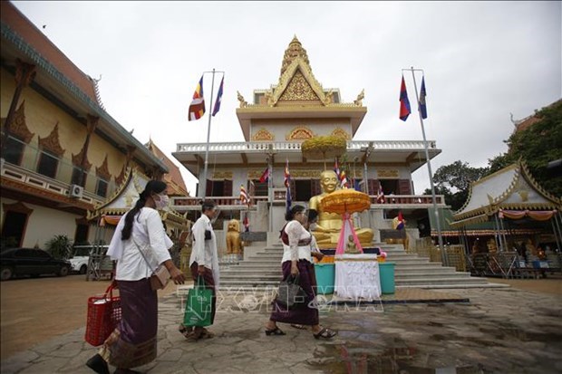 Festejaran en Camboya fiesta tradicional del Ano Nuevo Chol Chnam Thmay hinh anh 1