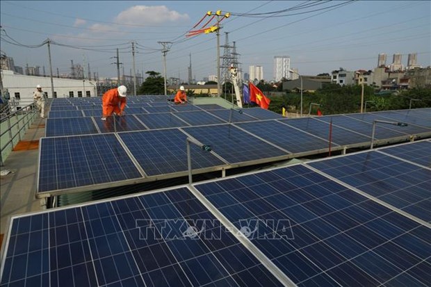 Vietnam firma acuerdo de cooperacion de energia solar en azoteas hinh anh 1