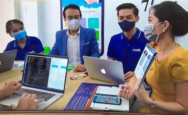 Impulsan cooperacion entre startups vietnamitas y britanicos hinh anh 1