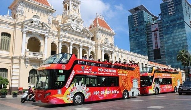 Ciudad Ho Chi Minh recibe a turistas estadounidenses hinh anh 1
