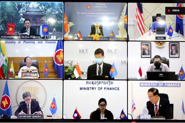 Vietnam participa en reunion de ministros de Finanzas de la ASEAN hinh anh 2