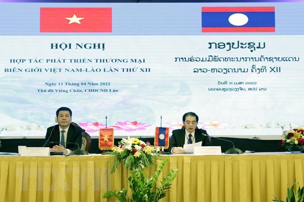 Vietnam y Laos refuerzan cooperacion comercial en zonas fronterizas hinh anh 1