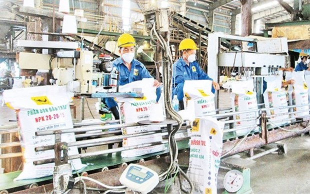 Region economica clave del Sur de Vietnam recupera la produccion y los negocios hinh anh 1