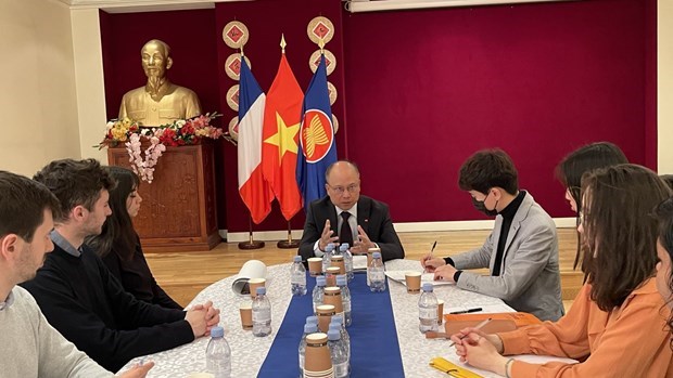 Destacan relaciones de Vietnam con Francia y la Union Europea hinh anh 1