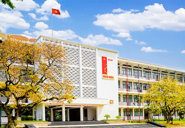 Siete universidades de Vietnam cumplen estandares internacionales hinh anh 1