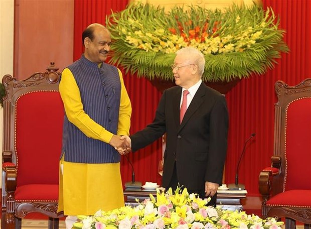 Maximo dirigente partidista de Vietnam recibe al presidente de Camara Baja india hinh anh 1