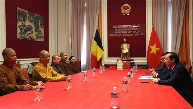 Divulgan valores culturales budistas vietnamitas a sus compatriotas en el exterior hinh anh 2