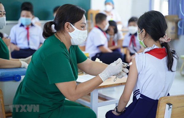 Vietnam reporta mas de ocho mil casos nuevos de COVID-19 hinh anh 1