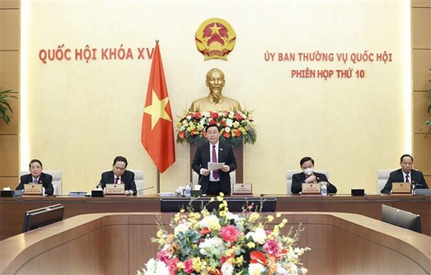 Clausuran decima reunion del Comite Permanente del Parlamento vietnamita hinh anh 1