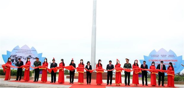 Inauguran asta de bandera nacional en isla vietnamita de Co To hinh anh 2