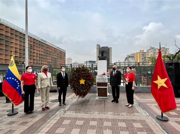 Celebran en Venezuela los 47 anos de la Reunificacion de Vietnam hinh anh 1