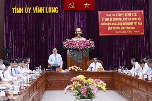 Presidente del Parlamento urge a mejorar la calidad operativa de organos electos en provincia de Vinh Long hinh anh 1
