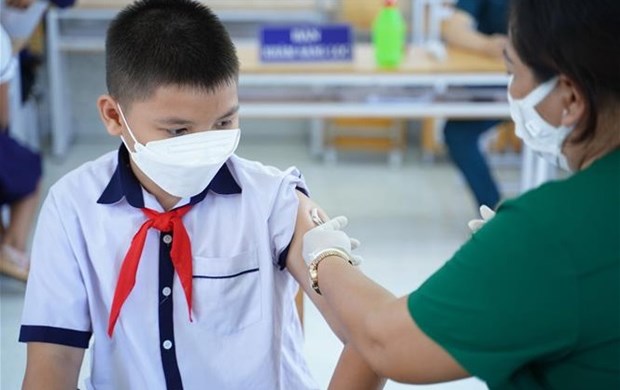 Mas de un millon de ninos vietnamitas de 5 a 11 anos vacunados antiCOVID-19 hinh anh 1