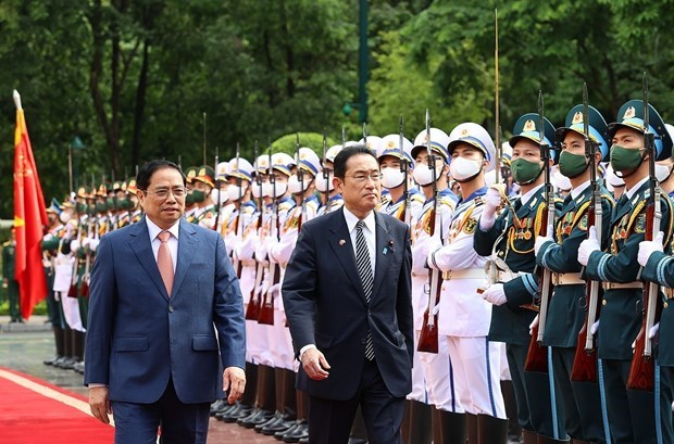 Primer ministro de Vietnam da la bienvenida a su homologo japones hinh anh 1