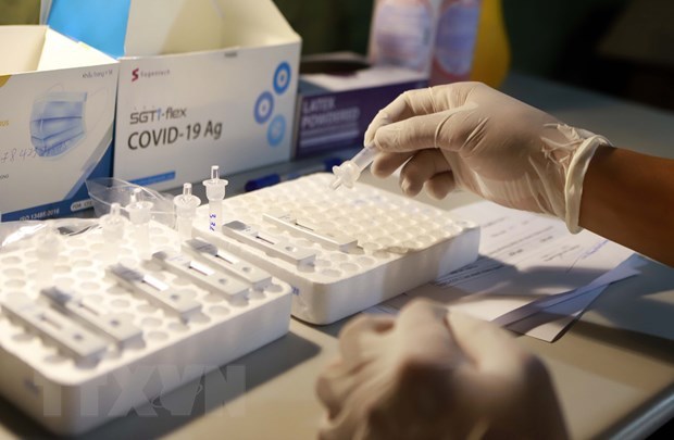 Vietnam registra mas de cuatro mil casos nuevos de COVID-19 hinh anh 1