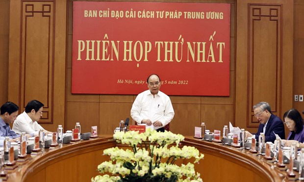 Presidente vietnamita insta a elevar calidad de formacion de licenciados en derecho hinh anh 1