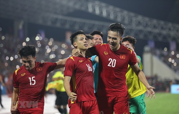 SEA Games 31: Vietnam se impone por la minima a Myanmar y consigue el primer puesto del grupo A hinh anh 1