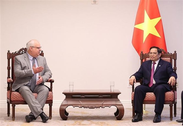 Primer ministro de Vietnam recibe a presidente y director ejecutivo de Murphy Oil de EE.UU. hinh anh 1