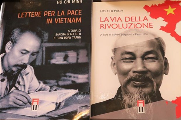 Escritores extranjeros apasionados por legado del Presidente Ho Chi Minh hinh anh 1