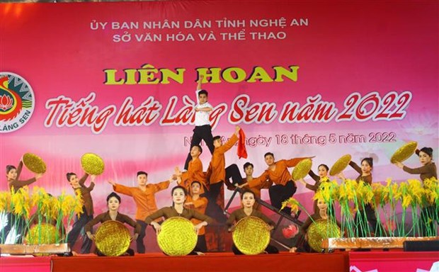 Rememoran localidades vietnamitas aniversario 132 de natalicio del Presidente Ho Chi Minh hinh anh 3