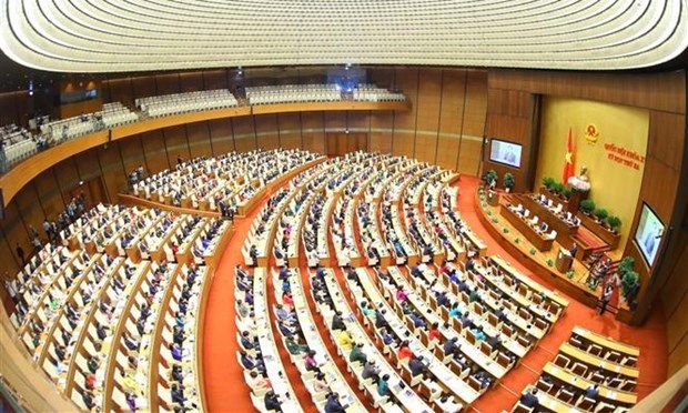 Parlamento vietnamita debate control de COVID-19 y recuperacion del desarrollo socioeconomico hinh anh 1