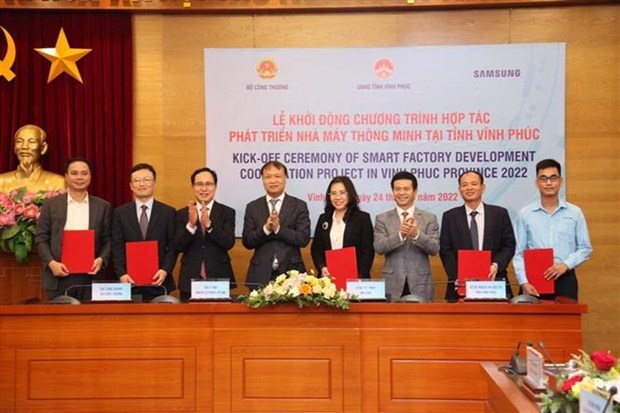 Lanzan programa de soporte a fabrica inteligente en provincia vietnamita hinh anh 1