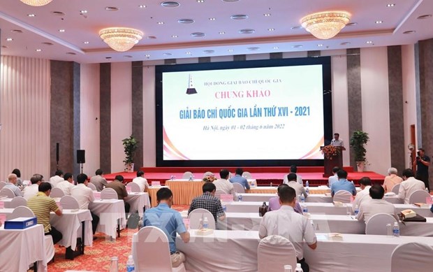 Numerosas obras clasificadas en ronda final del XVI Premio Nacional de Periodismo de Vietnam hinh anh 1