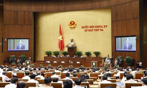 Parlamento vietnamita continua debates sobre asuntos socioeconomicos hinh anh 1