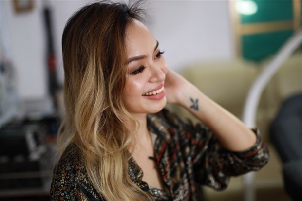 Tatuadora vietnamita entra en la lista Forbes 30 Under 30 Asia hinh anh 1