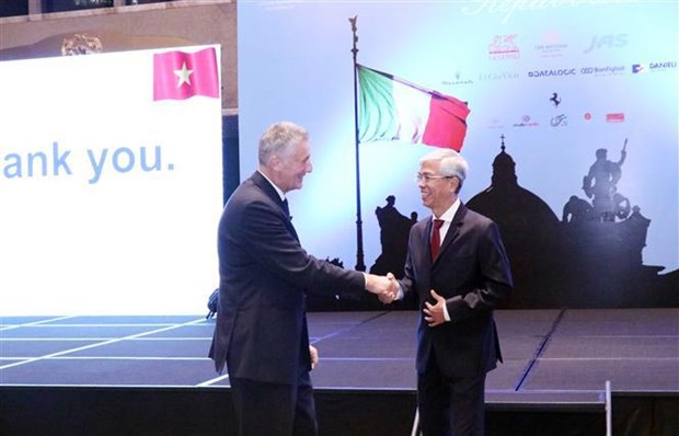 Ho Chi Minh City e l'Italia rafforzano i legami di amicizia e cooperazione Hinh Anh 2