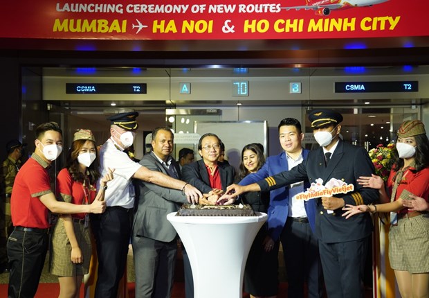 Inaugura Vietjet vuelos directos entre ciudades vietnamitas e india hinh anh 1