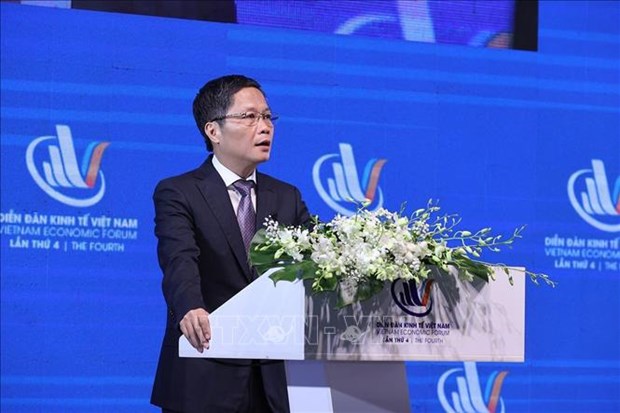 Primer ministro Pham Minh Chinh asiste al IV Foro Economico de Vietnam hinh anh 2