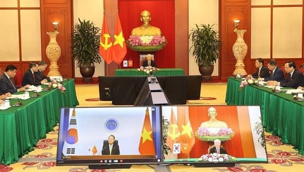 Maximo dirigente partidista de Vietnam mantiene reunion virtual con presidente surcoreano hinh anh 1